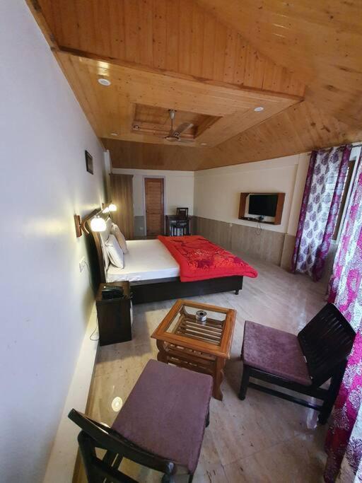 Kasauli Cascade A Cheerfull 4 Bedroom Challet 외부 사진