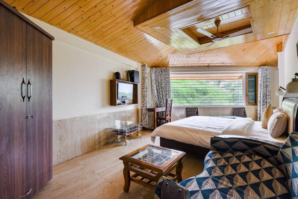 Kasauli Cascade A Cheerfull 4 Bedroom Challet 외부 사진