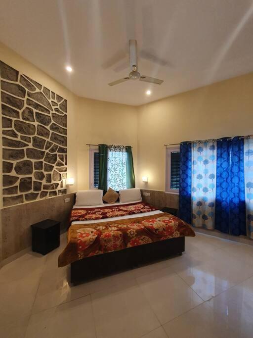 Kasauli Cascade A Cheerfull 4 Bedroom Challet 외부 사진