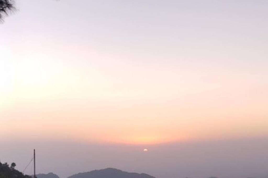 Kasauli Cascade A Cheerfull 4 Bedroom Challet 외부 사진