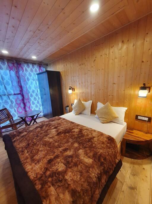 Kasauli Cascade A Cheerfull 4 Bedroom Challet 외부 사진