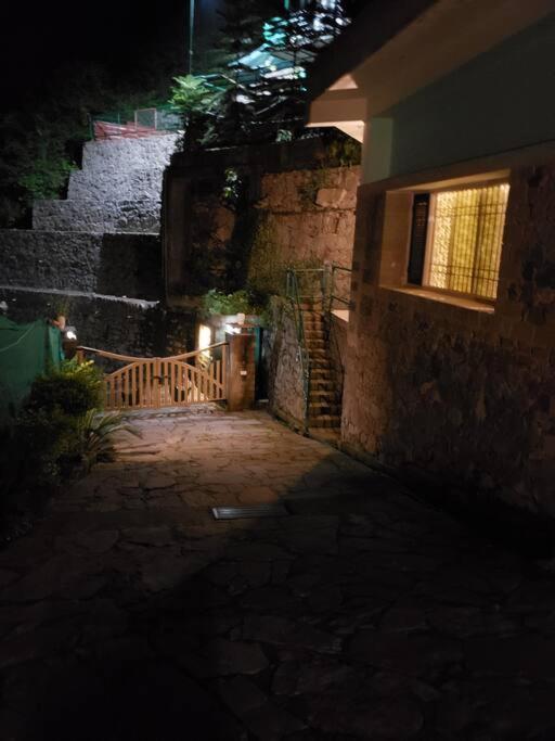 Kasauli Cascade A Cheerfull 4 Bedroom Challet 외부 사진