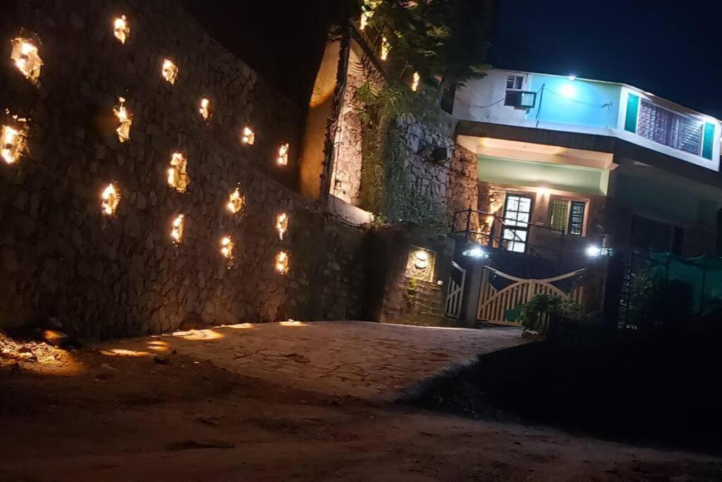 Kasauli Cascade A Cheerfull 4 Bedroom Challet 외부 사진