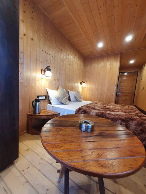 Kasauli Cascade A Cheerfull 4 Bedroom Challet 외부 사진