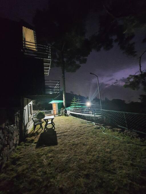 Kasauli Cascade A Cheerfull 4 Bedroom Challet 외부 사진