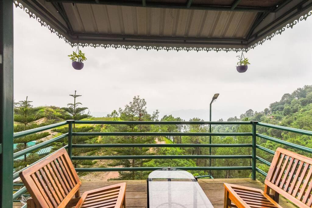 Kasauli Cascade A Cheerfull 4 Bedroom Challet 외부 사진