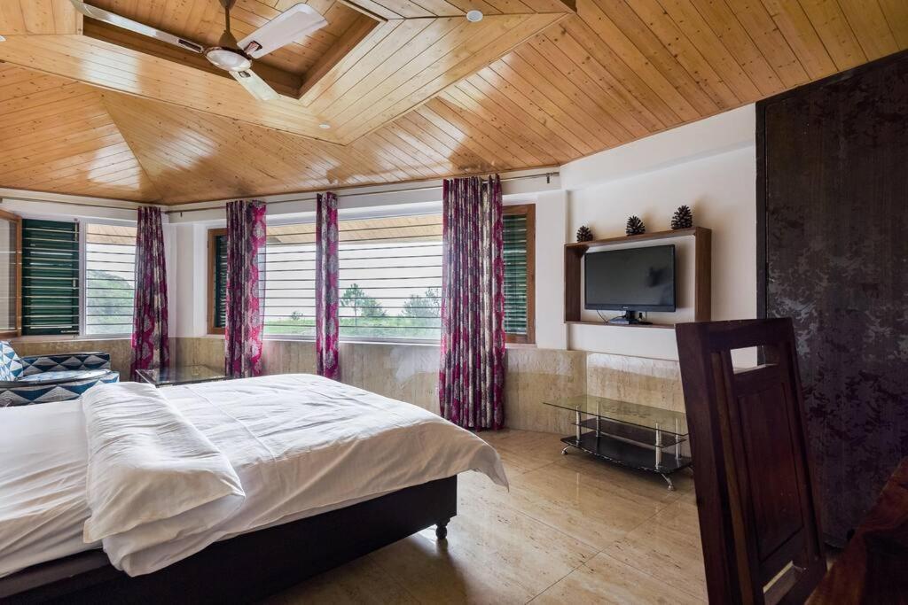 Kasauli Cascade A Cheerfull 4 Bedroom Challet 외부 사진